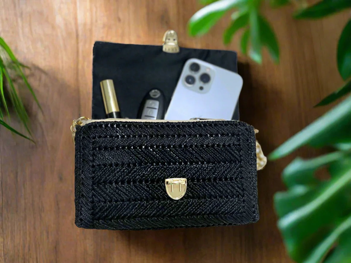 Crochet Handbag | Knitted in Madinah