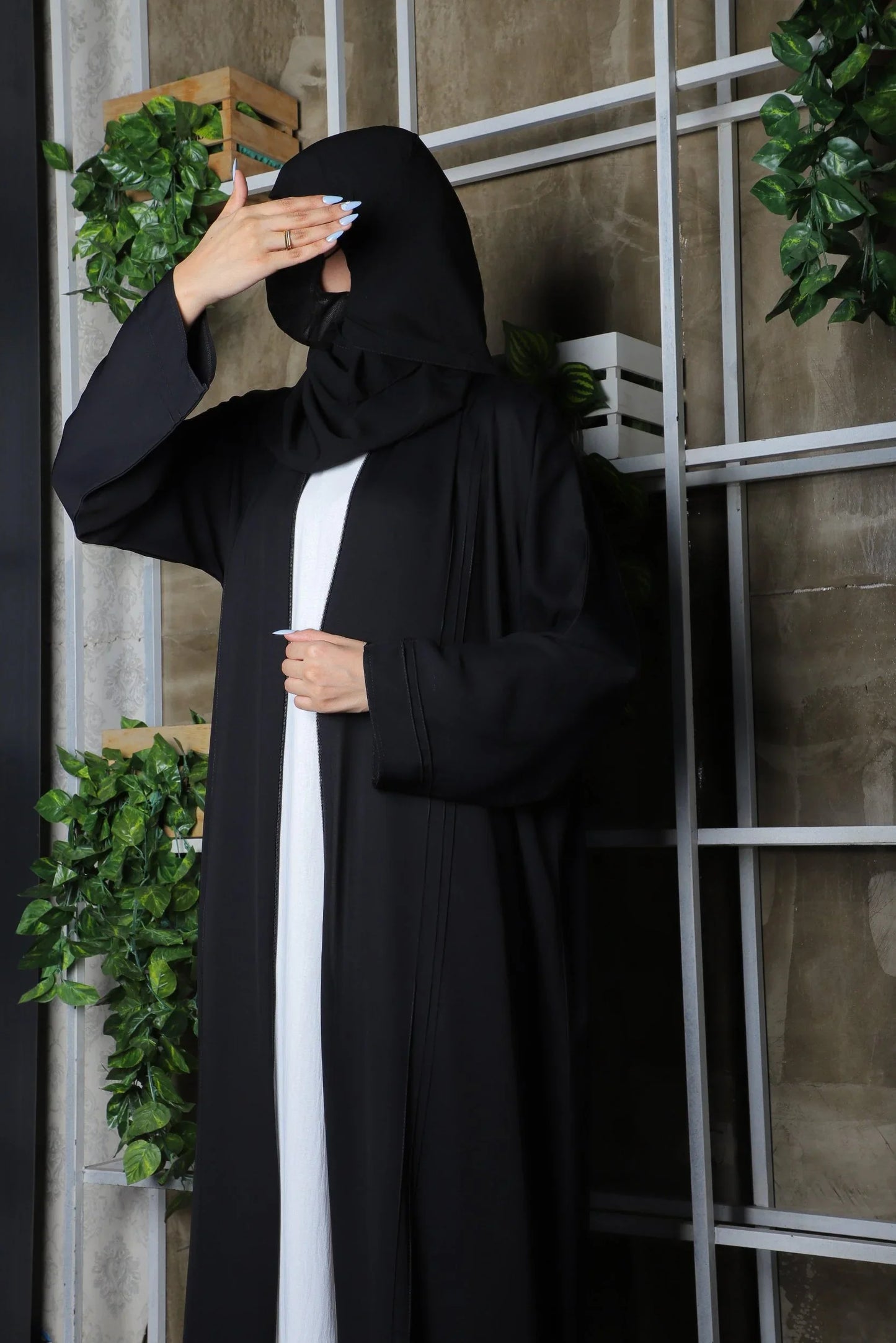 اسود فاخر